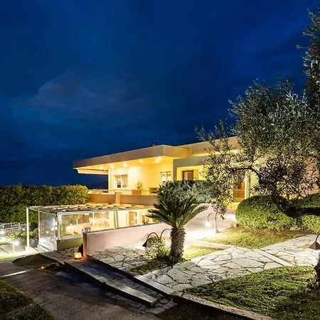 Verga Sunset Gem - Ilia Seaview Private Retreat * Mikrá Mandínia