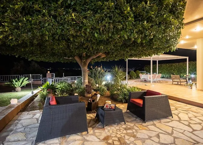 Verga Sunset Gem - Ilia Seaview Private Retreat בית נופש *